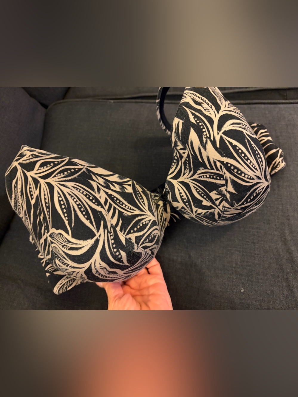 Cacique Black and Cream Leaf-Print Lightly Lined Full Coverage Bra